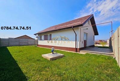 Casă cu 3 camere în Berceni