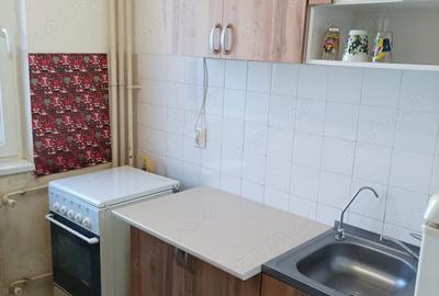 Proprietar Inchiriez apartament 2 camere lulius Mall din Centru - 4