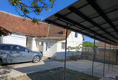 Casă cu 4 camere în Buteni - 2