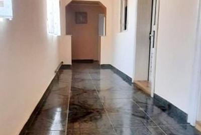 Casa deosebita cu spatiu comercial Rasnov - 18