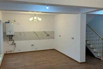 Casă cu 4 camere în Huși - 8