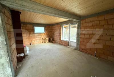 Casă cu 3 camere cu Teren 500 Mp în Central - 4
