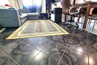 Apartament cu 4 camere decomandat în Triaj - 2