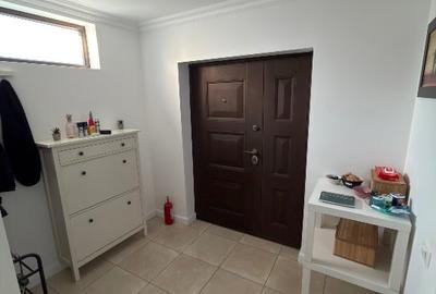 Casă individuală cu 4 camere cu Canalizare în Central - 10