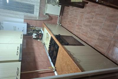 Apartament cu 3 camere nedecomandat în Central