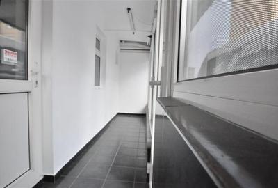 Spatiu comercial,vitrinat,doua intrari,acces facil, Calea Bucuresti,Astra,Brasov