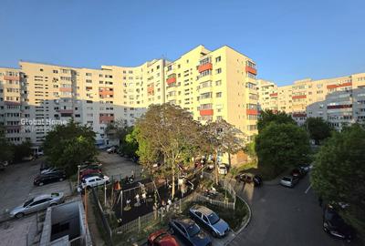 Apartament cu 2 camere semidecomandat, mobilat în 1 Mai - 20