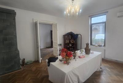 Casă cu 4 camere cu Canalizare în Calea Călărașilor - 11