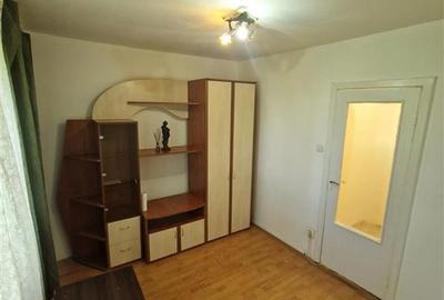 Garsonieră decomandată în Buziașului - 2