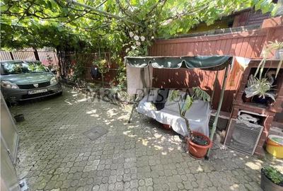 Casa pentru 2 familii zona Ghiroda CENTRALA teren 570mp - 2