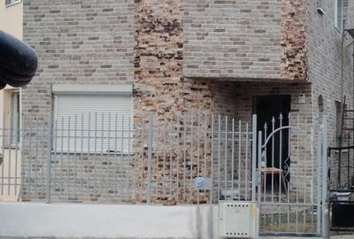 Casă cu 2 camere cu Teren 83 Mp în Vitan
