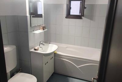 Apartament cu 3 camere decomandat în Siderurgiștilor - 2