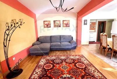 De închiriat apartament cu 4 camere, zona Dacia - 1