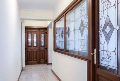 Casă individuală cu 11 camere cu Canalizare în Dămăroaia - 6