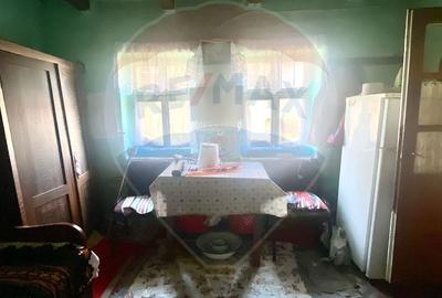 Casă cu 3 camere cu Teren 1163 Mp în Central - 6