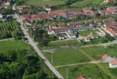 Teren de vanzare in Caransebe?, zona Valea Cenchi, Jud... Teren de vanzare in Caransebe?, zona Valea Cenchi, Jud... - 1