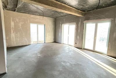 Duplex cu 4 camere cu Canalizare în Moșnița Nouă - 10