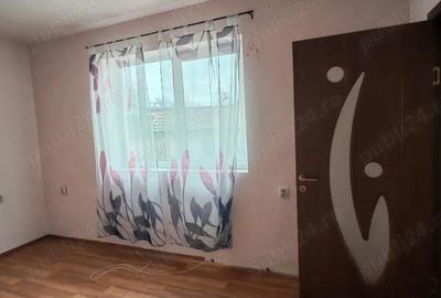 Casă cu 3 camere cu Teren 1035 Mp în Lozna - 1