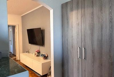 Apartament cu 3 camere semidecomandat în Cantemir - 6