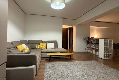 Apartament cu 2 camere, mobilat în Plopilor