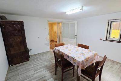 Casă individuală cu 5 camere cu Canalizare în Dâmbul Rotund - 4