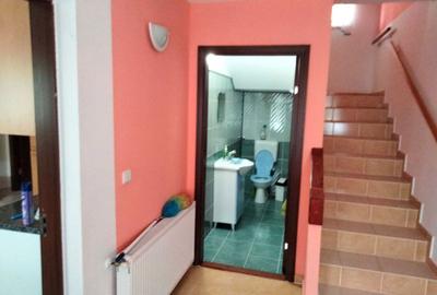 Casă cu 3 camere în Șagu