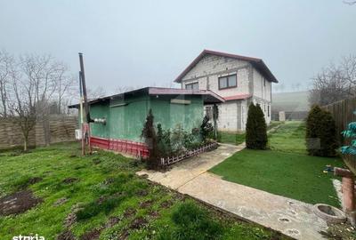 Casă cu 4 camere în Leamna de Sus - 15