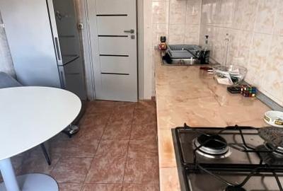 Apartament 2 camere decomandat  - Centru Civic, Str. Toamnei - 9