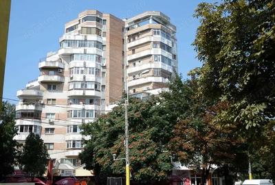 Garsonieră decomandată în Central - 3