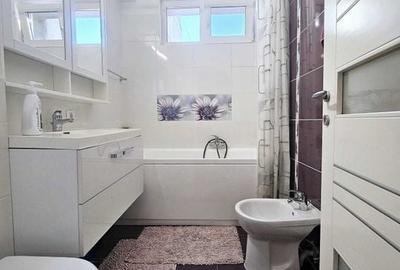 De inchiriat| Casa cu 3 camere|Zona Cismigiu| Parcare inclusa - 4