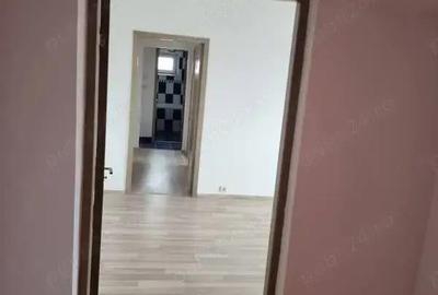 A 43 Proprietarul vinde apartament 3 camere ,luminos , Cascada Bacau - 15