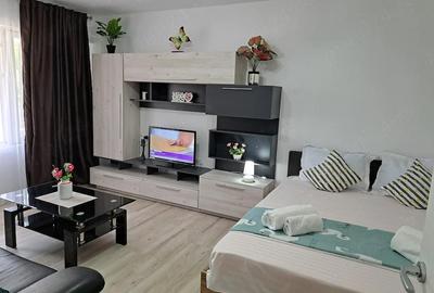 Apartament cu 3 camere decomandat în Central - 2