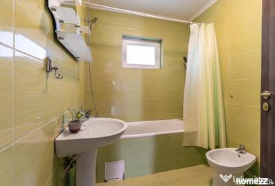 Apartament cu 4 camere semidecomandat în Central - 1