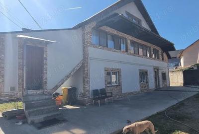 Casă cu 6 camere cu Teren 450 Mp în Geamăna - 12