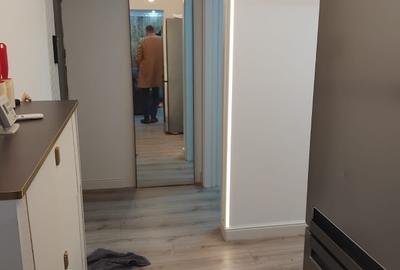 Apartament cu 3 camere semidecomandat în Tomis Nord - 6