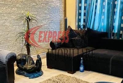 Apartament cu 4 camere decomandat în 1 Decembrie 1918