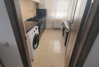 Apartament cu 3 camere decomandat în Iris - 2