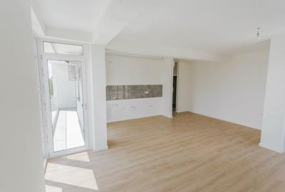 Apartament cu 2 camere decomandat în Torontalului - 4