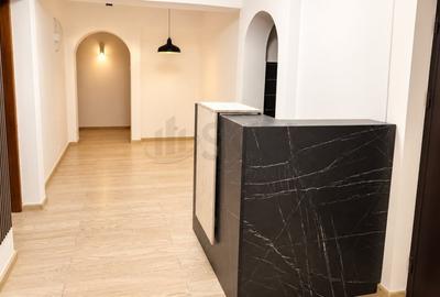 Apartament cu 4 camere decomandat, mobilat în Primăverii