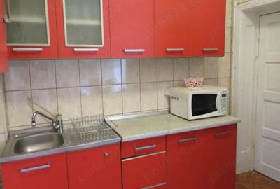 Apartament cu 3 camere semidecomandat în Tineretului - 6