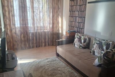 Apartament decomandat în Mărgeanului