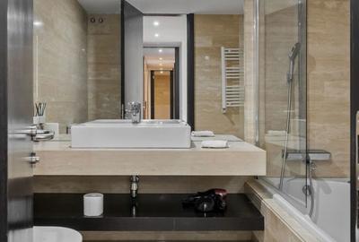 Apartament cu 4 camere, mobilat în Central - 11
