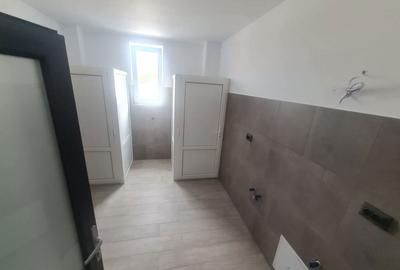 Casă cu Teren 500 Mp în Central - 8