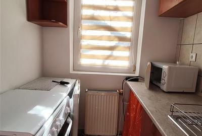 Garsonieră decomandată în Decebal - 4