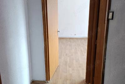 Garsonieră decomandată în Central - 5