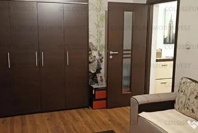 Apartament cu 2 camere decomandat în Uzina 2 - 6