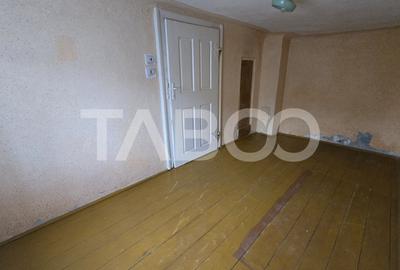 Apartament de vanzare 2 camere pretabil regim hotelier Orasul de Jos - 5