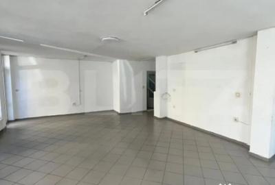 Spațiu comercial, de 61 mp, în Cetate - 2