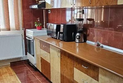 Apartament cu 2 camere decomandat în Tineretului - 2