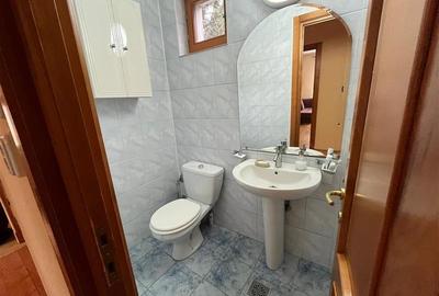 Apartament cu 5 camere decomandat în Platou - 8